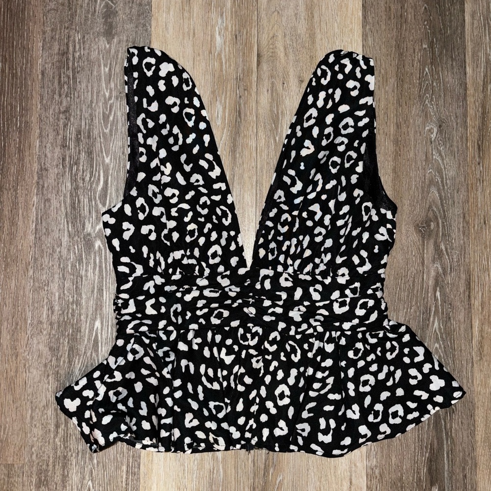Fab’rik medium Black and white leopard print peplum top